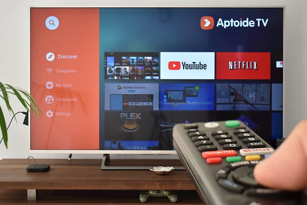 Aptoide main screen on a Smart TV
