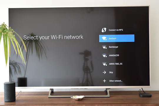 The active Wi-Fi networks near the My Box are displayed, highlighting the one that will be used in this case.