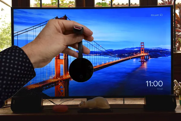 Samsung TV and a Chromecast Ultra device.